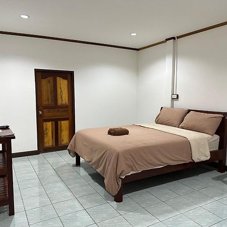 Smile Resort Ban Phai Cham Sin Eksteriør billede